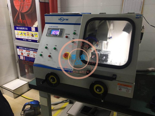 客戶現場順利安裝Q-80Z金相製樣設備